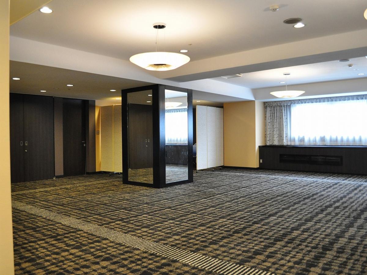 Apa Hotel Toyama Ekimae Exterior foto