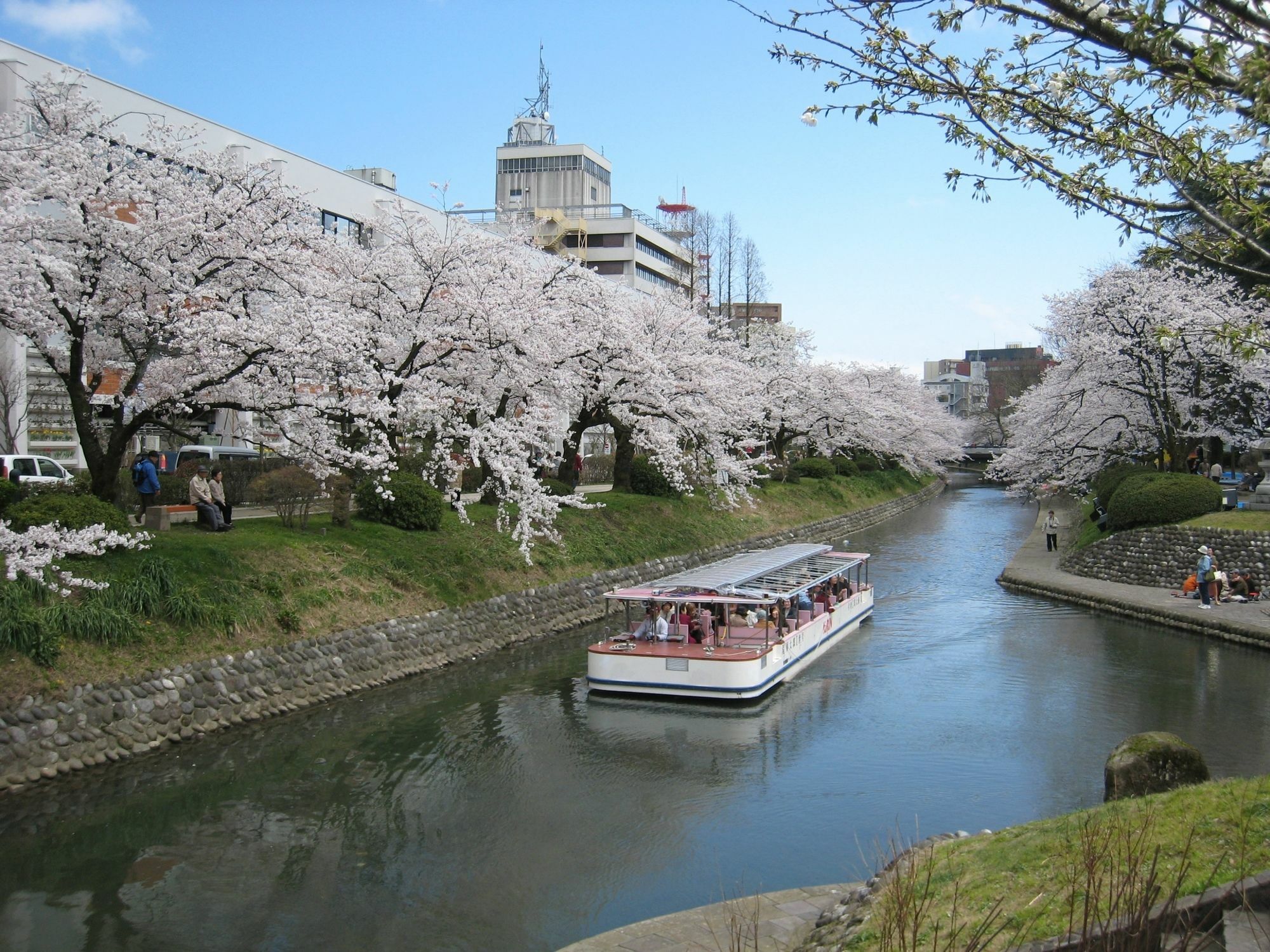 Apa Hotel Toyama Ekimae Exterior foto